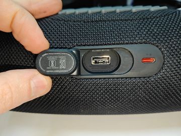 Б/в Акустика Jbl charge 5 01-200900139