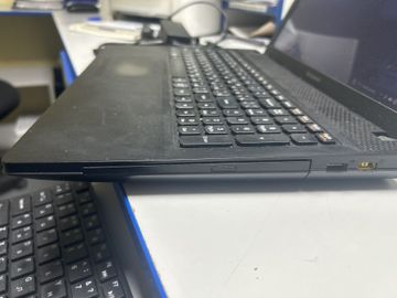 Б/у Ноутбук Lenovo 15/pentium 2030m ddr3/4gb ddr2/hdd 500 gb/*інтегрована 01-200908146