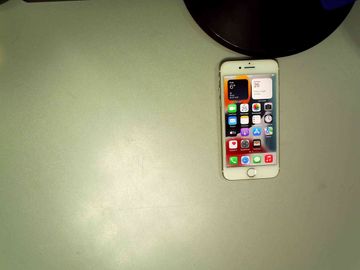 Б/в Мобільний телефон Apple iphone 7 32gb 01-200908399