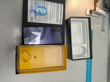 Б/у Мобільний телефон Realme 10 4/128gb 01-200907681