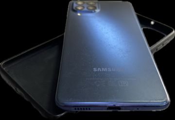 Б/у Мобільний телефон Samsung galaxy m53 5g 6/128gb 01-200915265