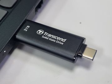 Б/в Ssd накопичувач Transcend esd310 2 tb 01-200920304