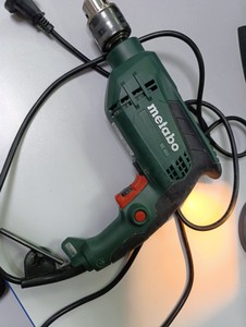 Б/у Дрель ударная Metabo be 650 01-200932276