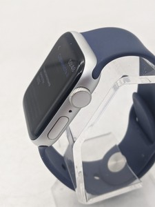 Б/в Смарт-годинник Apple watch se 2 gps 40mm aluminium case 01-200910111