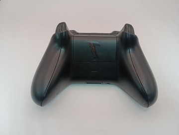 Б/у Игровая приставка Microsoft xbox one x 1tb 01-200924394