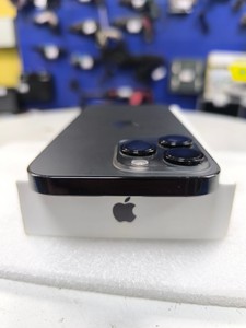 Б/в Мобільний телефон Apple iphone 14 pro max 256gb esim 01-200890835