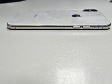 Б/в Мобільний телефон Apple iphone x 64gb 01-200975064