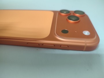 Б/в Мобільний телефон Apple iphone 17 pro 256gb 01-200991691