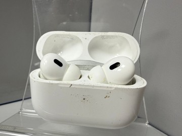 Б/в Навушники Apple airpods pro 2nd generation with magsafe charging case usb-c 01-200993068