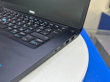 Б/в Ноутбук Dell 14/core i5 6300u ddr3/8gb ddr3/hdd *відсутній/ssd 256 gb/*інтегрована 01-201005024
