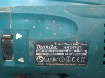 Б/в Перфоратор Makita hr2470t 01-201006141