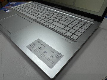 Б/в Ноутбук Asus 15/core 5 120u ddr5/16gb ddr5/ssd 160 gb/*інтегрована 01-201019153