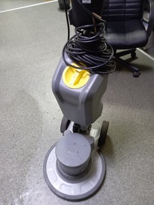Б/в Підлогомийна машина Karcher bds 43/150 classic 01-201064546