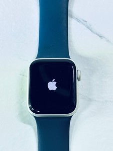 Б/у Смарт-часы Apple watch se 2 gps 40mm aluminium case 01-201098536