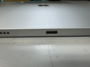 Б/в Планшет Apple ipad 2025 wi-fi 128gb 01-201105061