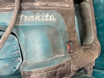 Б/в Відбійний молот Makita hm1203c 01-201116726