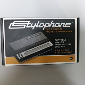 Б/в Синтезатор Stylophone s1 01-201143114