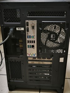 Б/в Системний блок Пк amd ryzen 7 9800x3d/ram 32 gb/hdd відсутній/ssd 1000 gb/nvidia rtx 5070 (geforce) 12gb gddr7 192bit 01-201143155