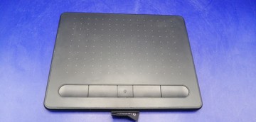 Б/в Планшет графічний Wacom intuos s bluetooth ctl-4100wl 01-201169261