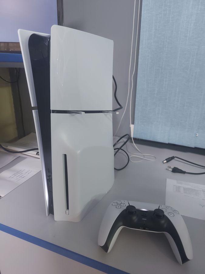 playstation 5 slim 1tb