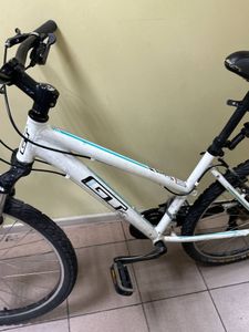 01-200582231: Gt laguna