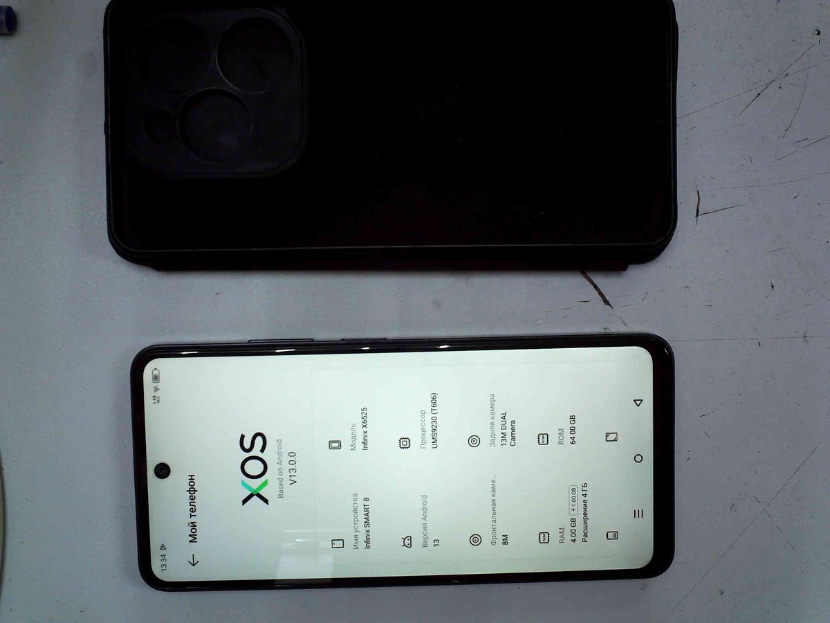 Infinix smart 8 x6525 4/64gb