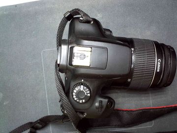 01-200629383: Canon eos 4000d + ef-s 18-55mm macro 0-25m 0,8ft