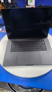 01-200636347: Apple macbook pro 16" late 2023