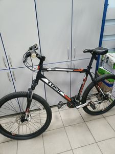 01-200745644: Trek 3500
