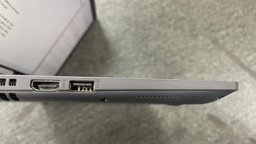 01-200778171: Asus єкр. 14/ pentium 6805u 1.1ghz/ ram4gb/ ssd256gb/ uhd