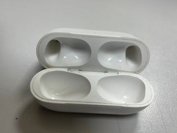 01-200783858: Apple airpods pro 2nd generation