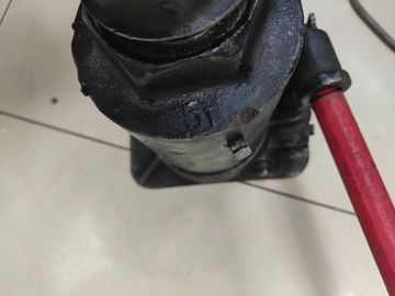 Б/в Домкрат гідравлічний Без Виробника без моделі 10т 01-200790329