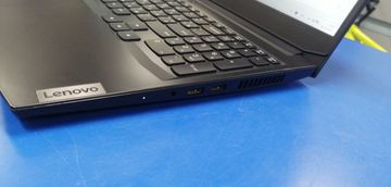 Б/в Ноутбук Lenovo 15/ryzen 5 5600h ddr4/16gb ddr4/hdd *відсутній/ssd 512 gb/geforce rtx3060 6gb 01-200807690