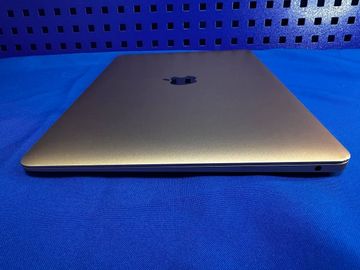 Б/в Ноутбук Apple macbook air a1932 13,3" core i5 1,6ghz/ram8gb/ssd128gb/intel uhd graphics 617 01-200810579