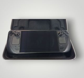 Б/в Ігрова приставка Valve steam deck oled 1 tb 01-200806410