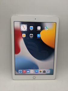 Б/в Планшет Apple ipad 6 gen 2018 32gb wi-fi + lte 01-200605409