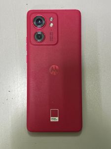 Б/у Мобильный телефон Motorola edge 40 8/256gb 01-200835976