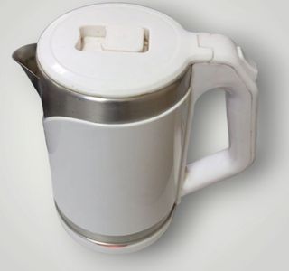 Б/у Электрочайник Liberton lek-2201 01-200564301