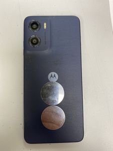 Б/в Мобільний телефон Motorola moto g05 4/256gb 01-200841435