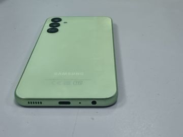 Б/в Мобільний телефон Samsung galaxy a24 sm-a245f 6/128gb 01-200804420