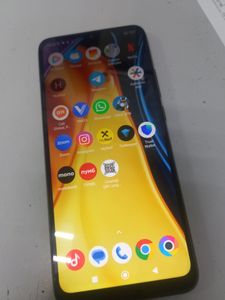 Б/у Мобильный телефон Xiaomi poco c40 4/64gb 01-200848354