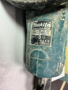 Б/в Кутова шліфмашина Makita ga9020 01-200858716