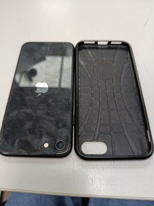 Б/в Мобільний телефон Apple iphone se 2020 128gb 01-200861335