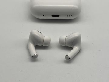 Б/в Навушники Apple airpods pro 2nd generation with magsafe charging case usb-c 01-200862660