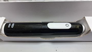 Б/у Электрическая зубная щетка Oral-B pro series 1 d305.513.3 01-200866997