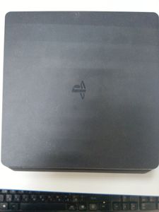 Б/у Игровая приставка Sony playstation 4 slim 1tb 01-200870795