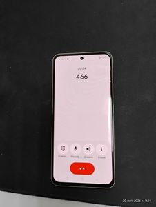 Б/в Мобільний телефон Realme 12+ 5g 8/256gb 01-200881470