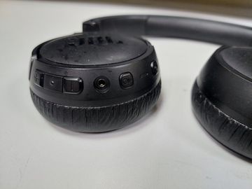 Б/у Наушники Jbl tune 660nc 01-200892153