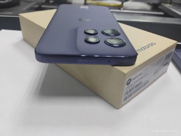 Б/в Мобільний телефон Motorola edge 50 neo 12/512gb 01-200897831