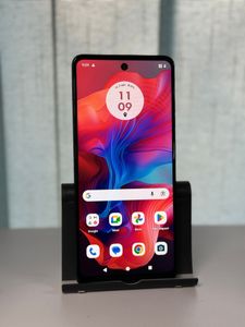 Б/в Мобільний телефон Motorola g04 4/64gb 01-200908873